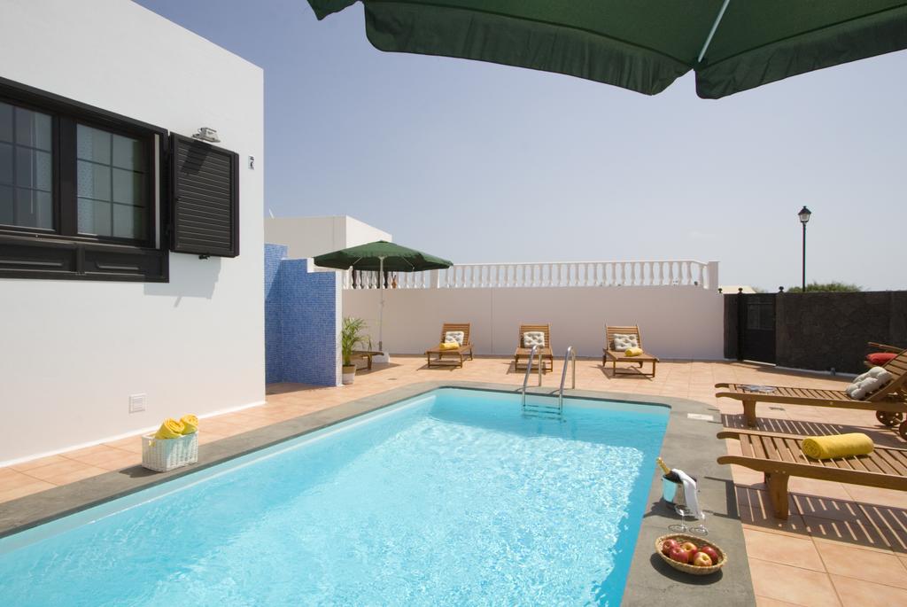 Gran Villa Famara Puerto del Carmen Puerto del Carmen (Lanzarote) Quarto foto